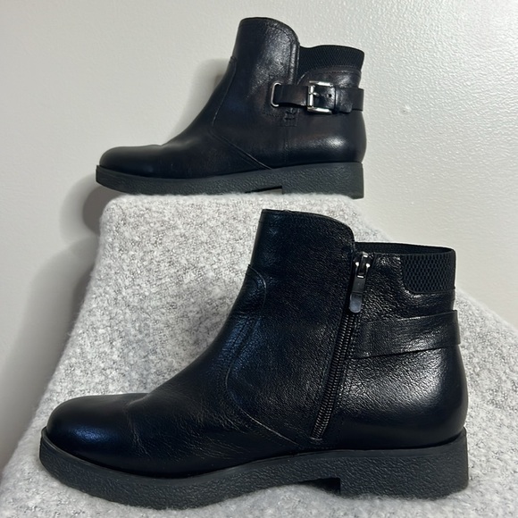 Evolve by Easy Spirit Evkena leather bootie‎ -EUC! - Picture 3 of 11